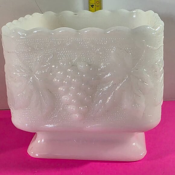 Two 4" and 6" White Grapes and Leaves Milk Glass Candy Dishes - Picture 5 of 6